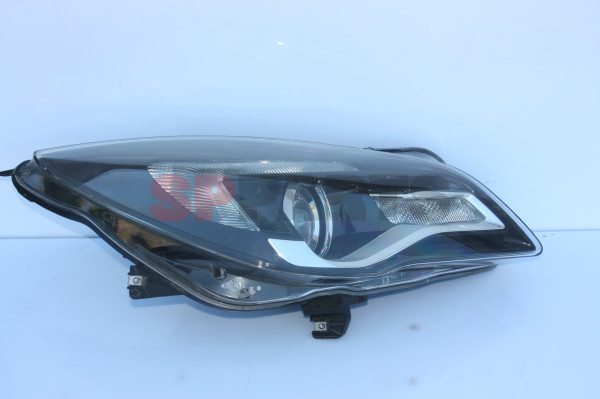 Insignia A Halogeen + car LED low beam