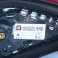 Corsa E Taillight Left in Trunk