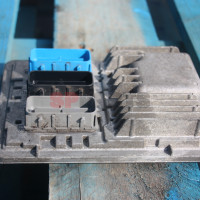 Astra K engine control device 12681318