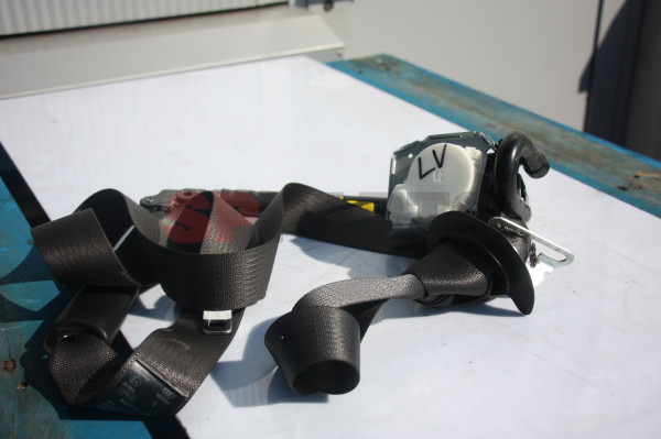 Astra K seat belt  + belt tensioner 39065887
