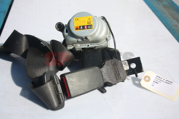 Astra K seat belt  + belt tensioner 39059590