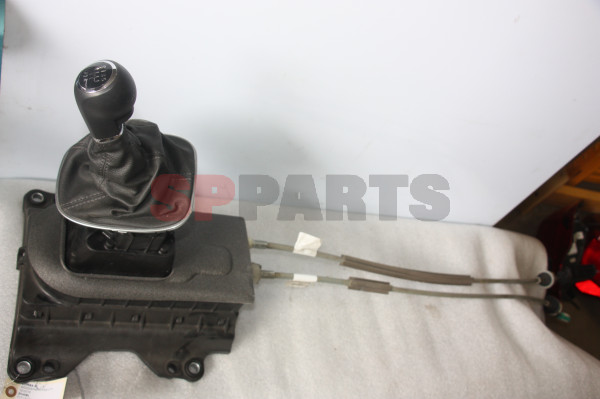 Corsa E gear stick