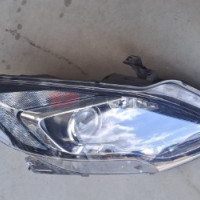 Zafira C Koplamp Xenon 13401002