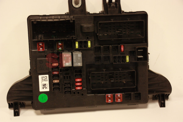Insignia A Zekering module 13277319 NC