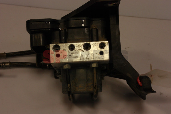 Corsa E ABS pomp 39011871