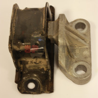 Corsa E Motorsteun 13371838